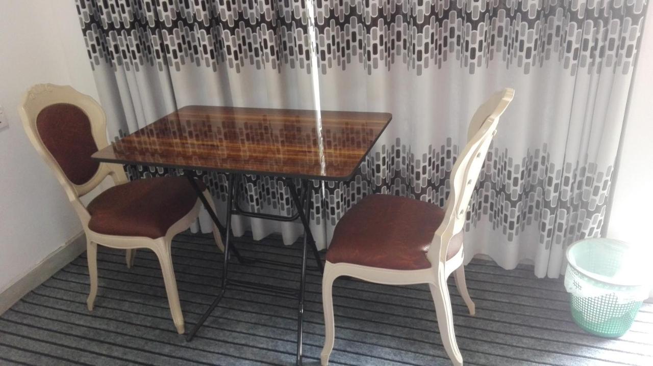 Mango Roots Apartment Gampaha Ngoại thất bức ảnh